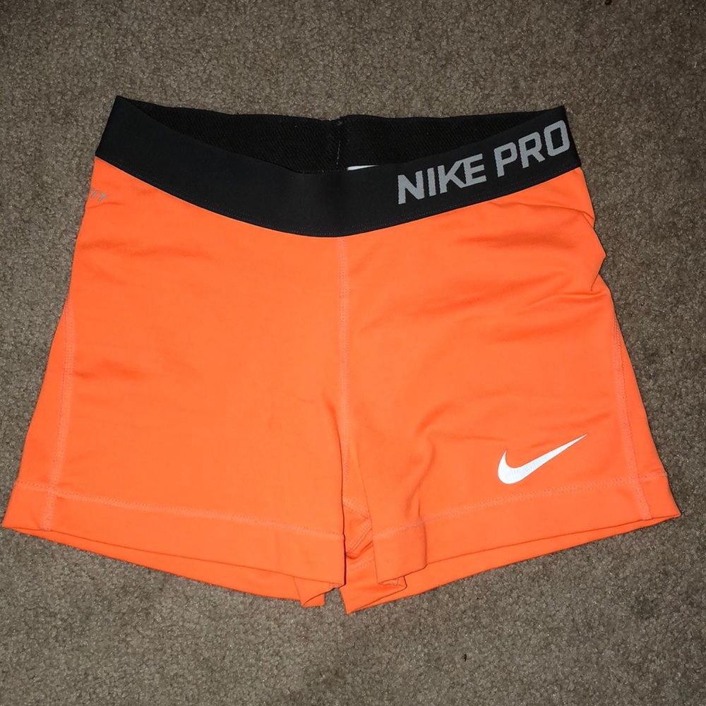 NIKE PRO SPANDEX SHORTS